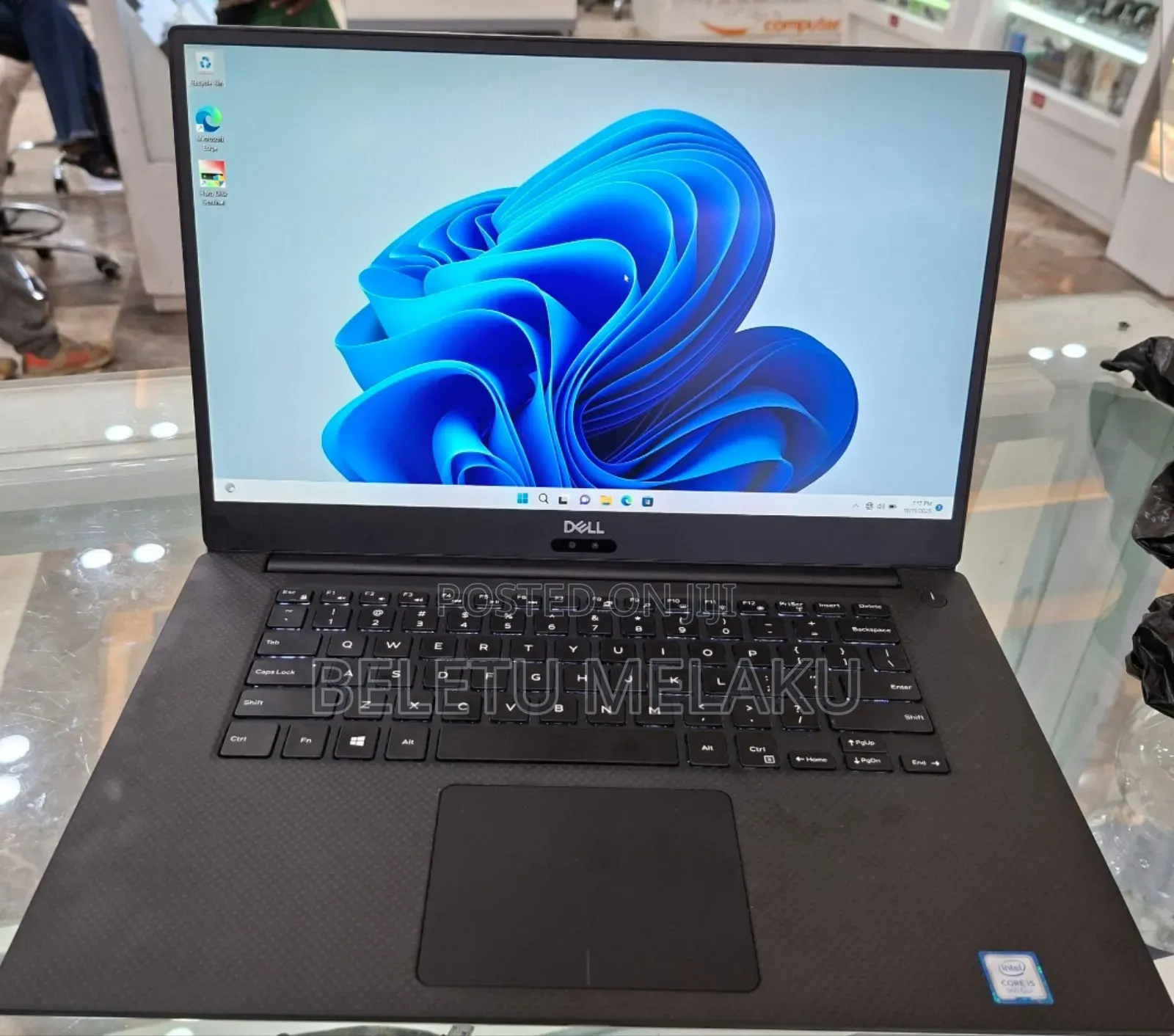 New Laptop Dell Precision 5540 16GB Intel Core I5 SSD 256GB