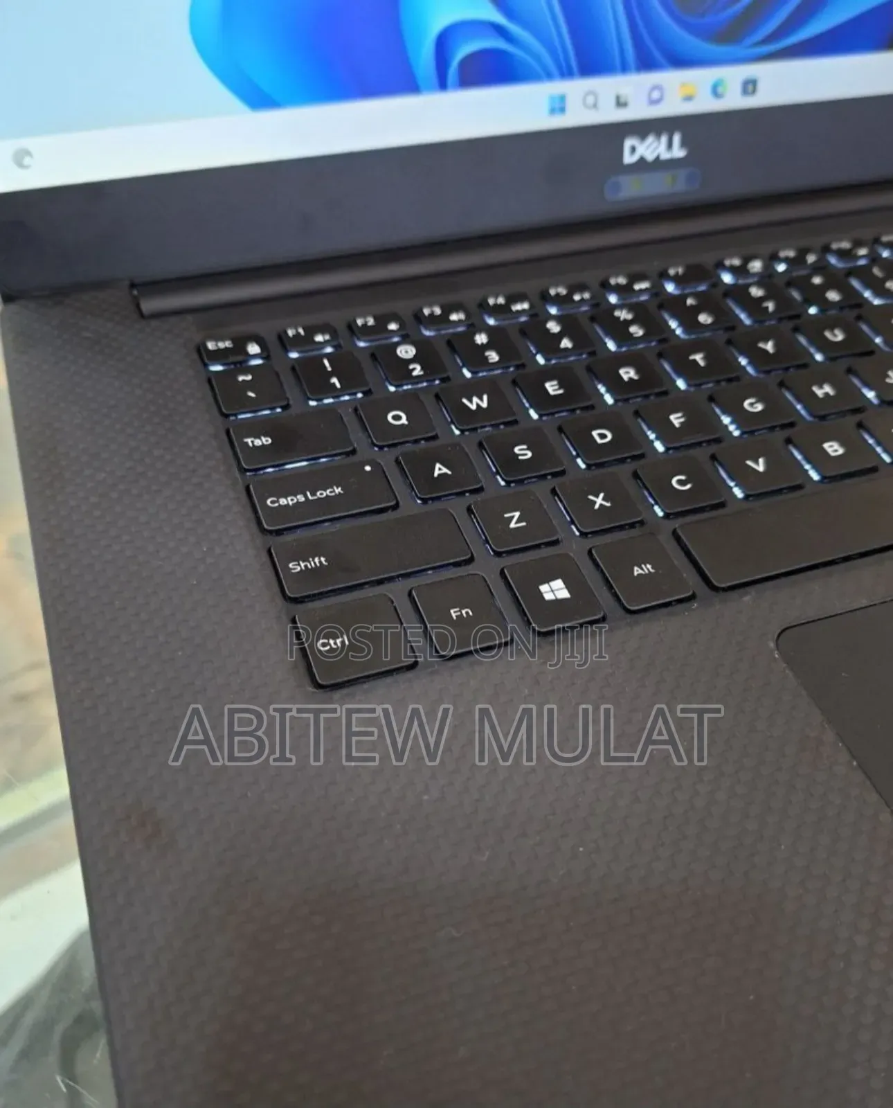 New Laptop Dell Precision 5540 16GB Intel Core I5 SSD 256GB