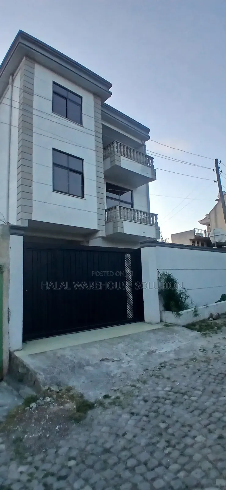 Furnished 7bdrm Townhouse/Terrace in Addis Abeba, Akaky Kaliti for sale