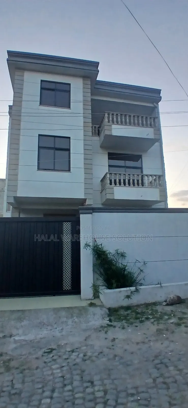 Furnished 7bdrm Townhouse/Terrace in Addis Abeba, Akaky Kaliti for sale