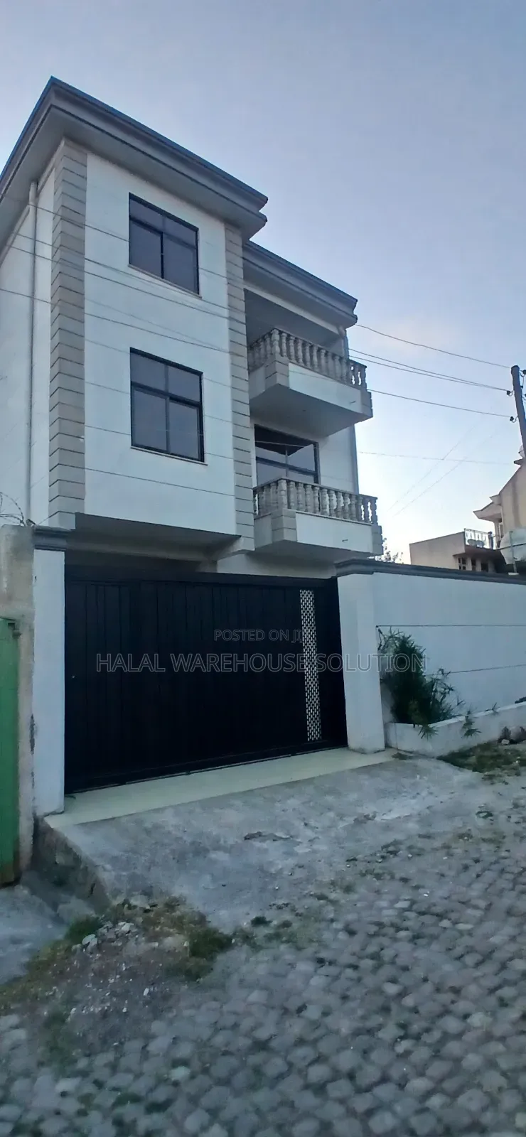 Furnished 7bdrm Townhouse/Terrace in Addis Abeba, Akaky Kaliti for sale