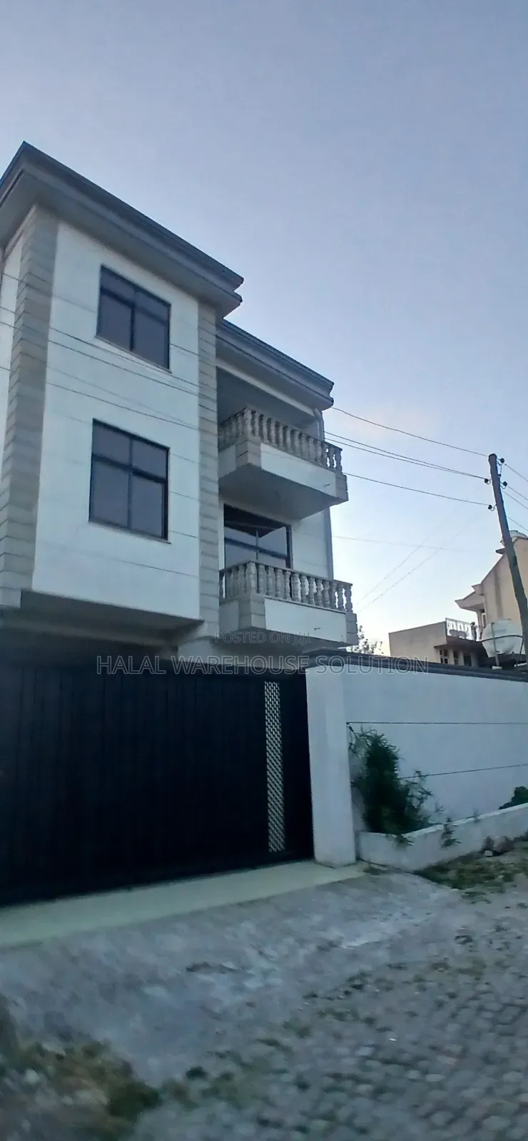 Furnished 7bdrm Townhouse/Terrace in Addis Abeba, Akaky Kaliti for sale