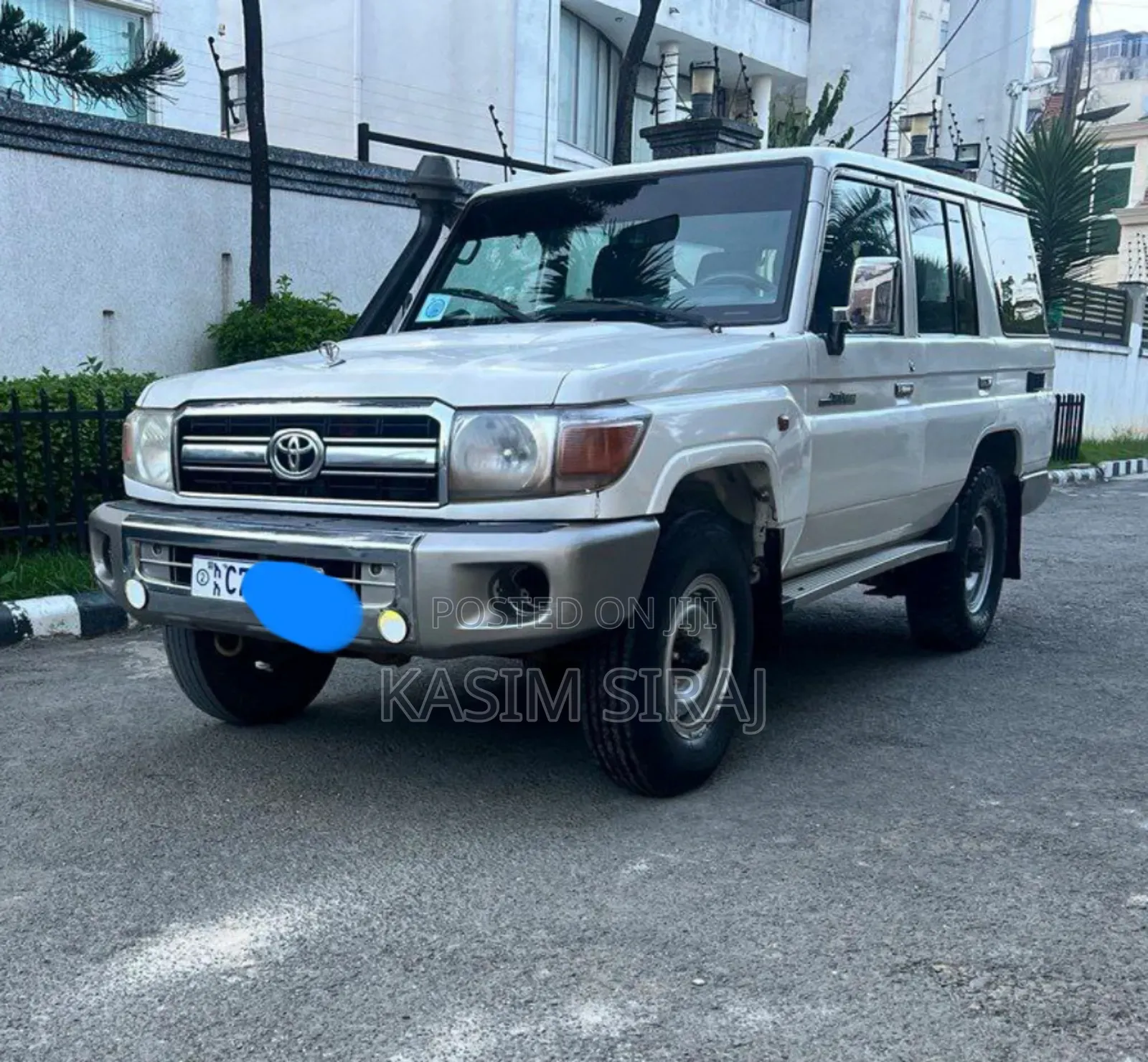 Toyota Land Cruiser 4.5 V8 GX-R 2014 White