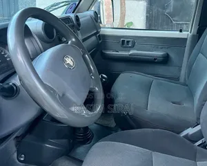 Toyota Land Cruiser 4.5 V8 GX-R 2014 White