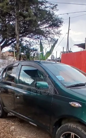 Toyota Vitz 2002 Green