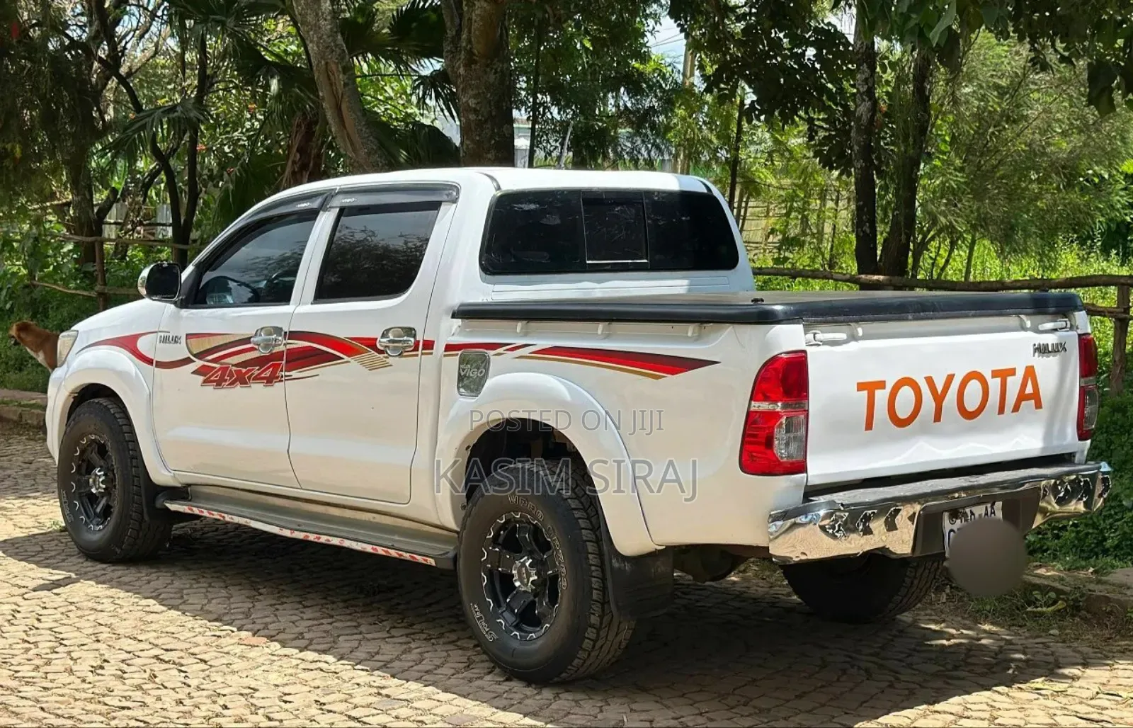 Toyota Hilux 3.0 D-4D 4x4 2013 White