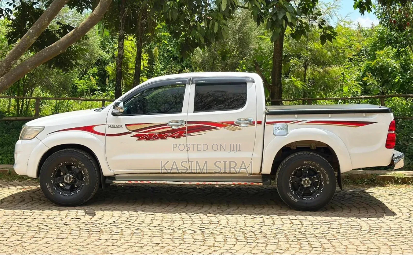 Toyota Hilux 3.0 D-4D 4x4 2013 White