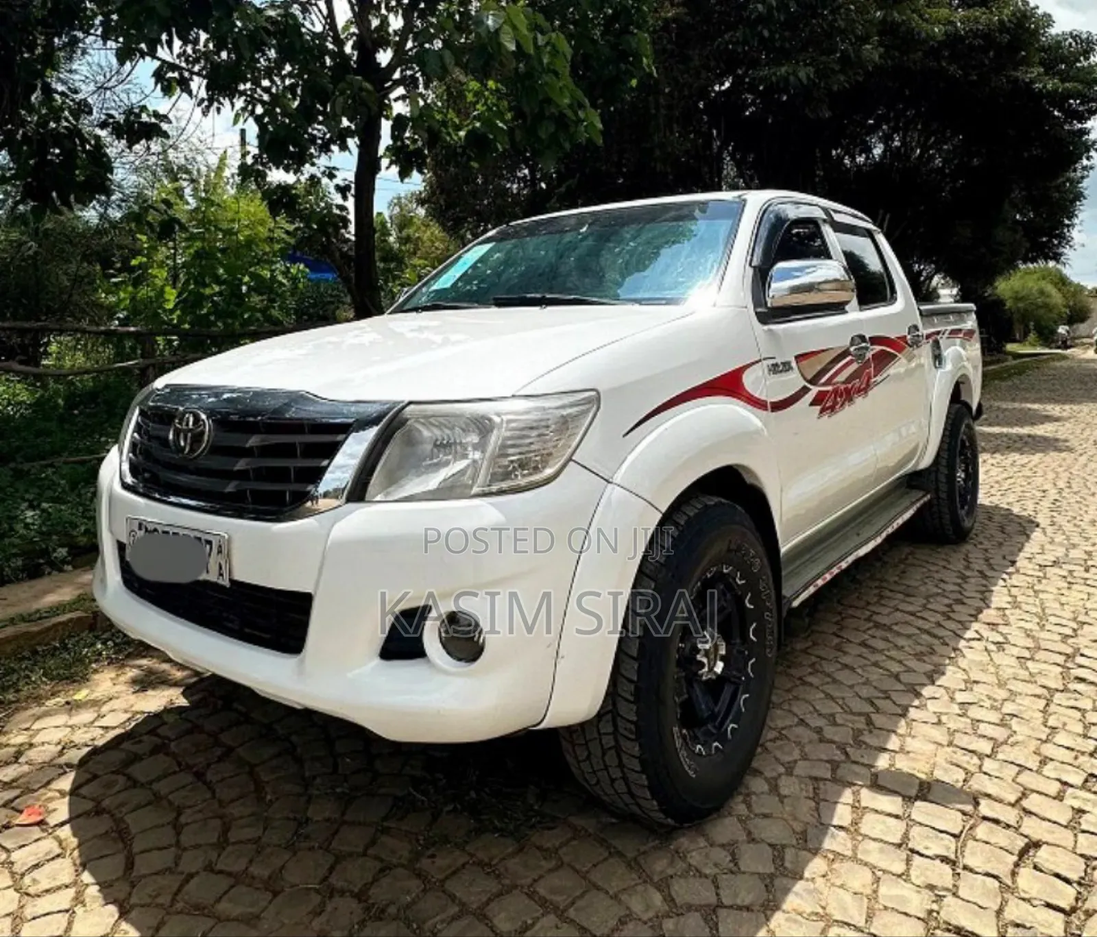 Toyota Hilux 3.0 D-4D 4x4 2013 White