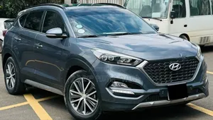 Photo - Hyundai Tucson 2017 Gray