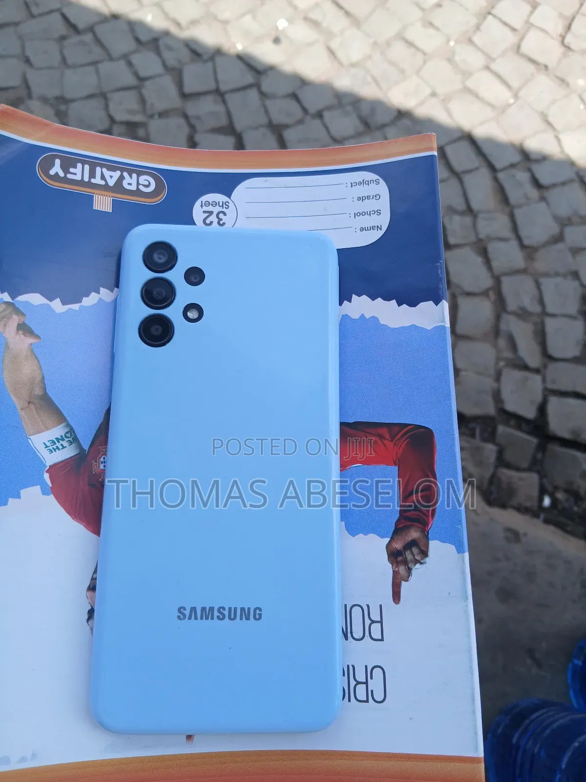 Sumsung Galaxy A13
Storage: 128
Ram:4
Battery Capacity:5000mah