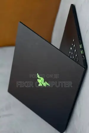 New Laptop Razer Blade 16GB Intel Core I7 SSD 1T
