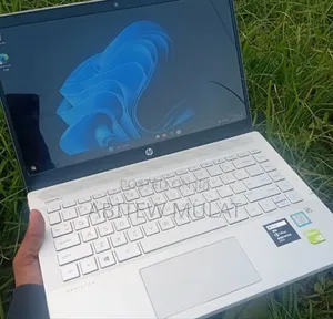 New Laptop HP Pavilion 14 16GB Intel Core I7 SSD 512GB