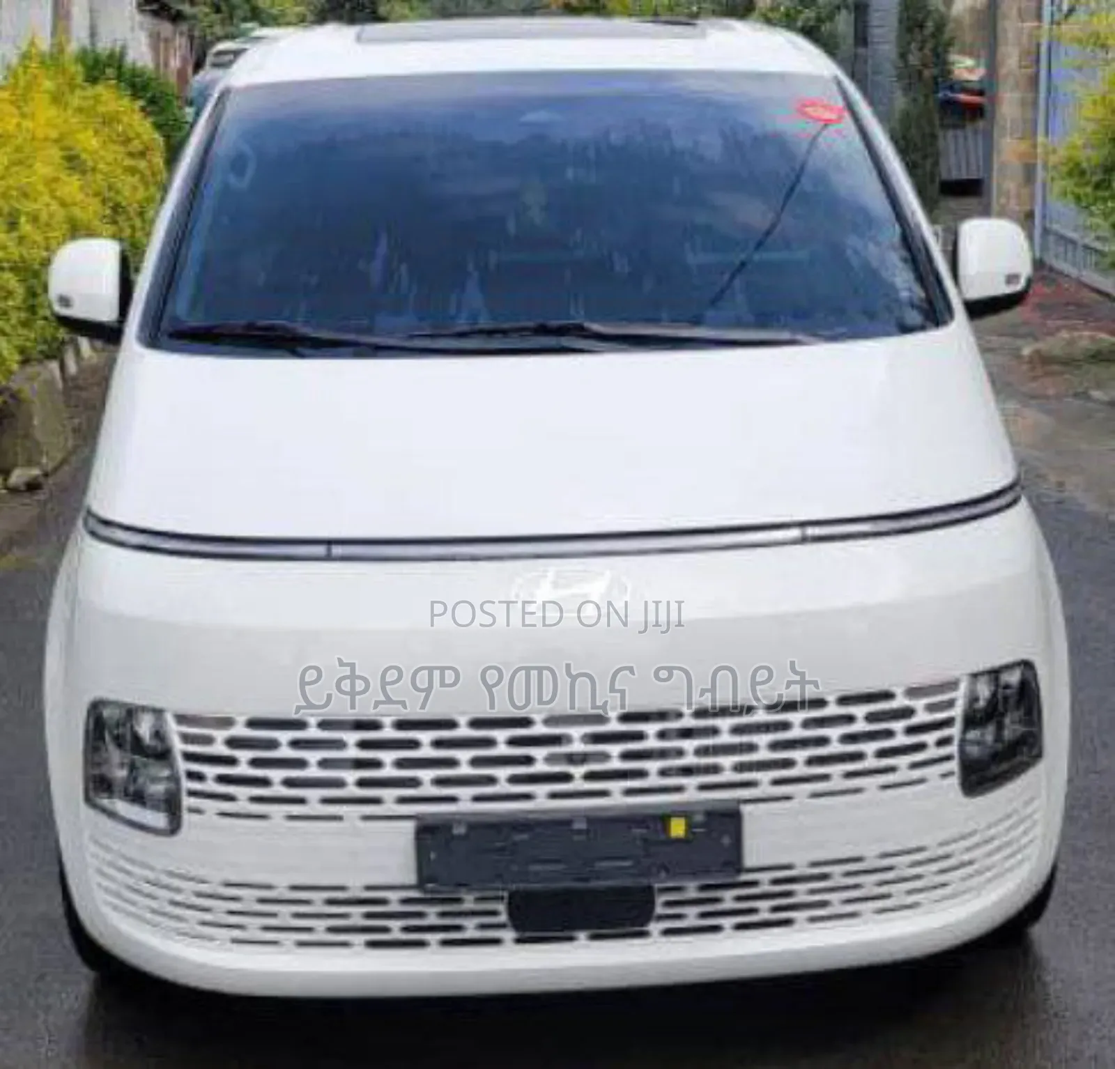 New Hyundai Staria 2025 White