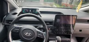 New Hyundai Staria 2025 White