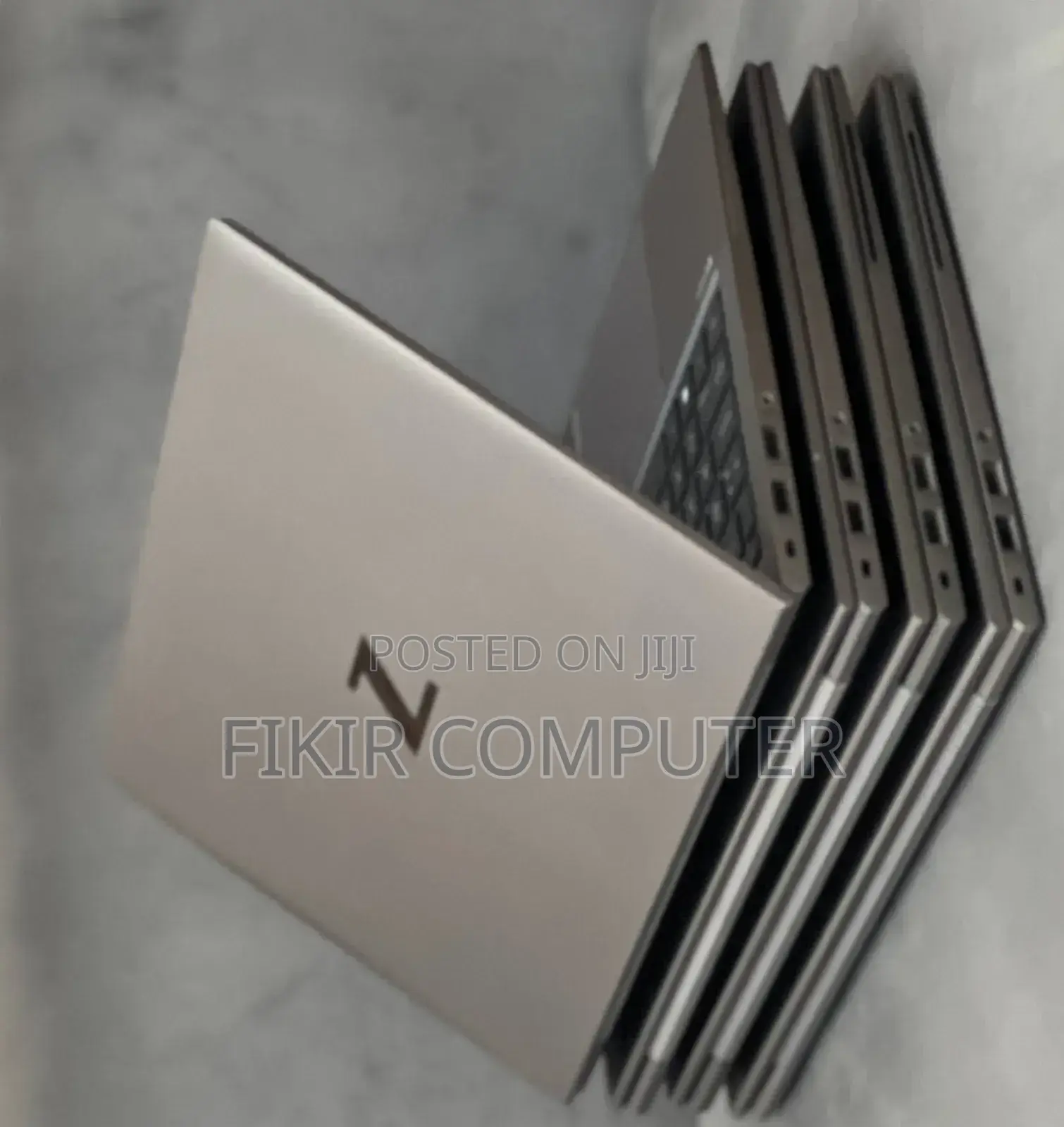 New Laptop HP ZBook Firefly G8 16GB Intel Core I5 SSD 512GB
