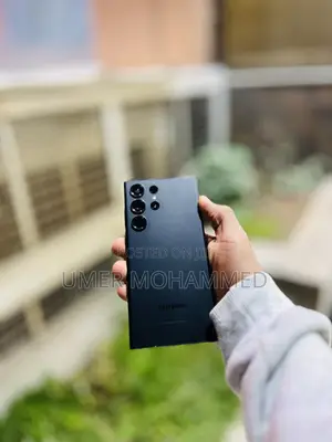 Photo - Samsung Galaxy S23 Ultra 256 GB