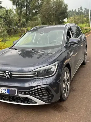 Photo - Volkswagen ID.6 2022 Black