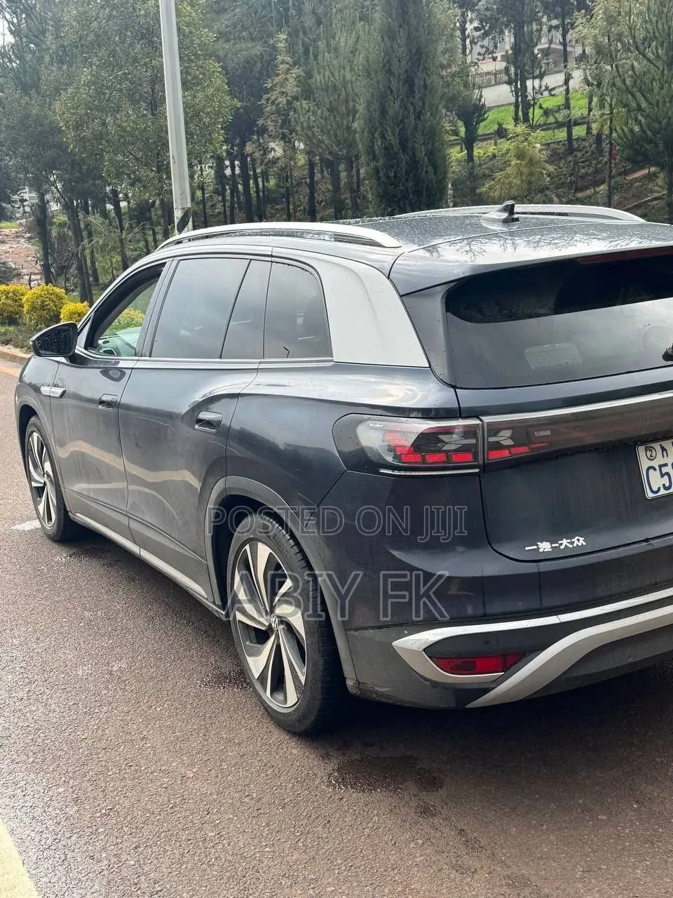 Volkswagen ID.6 2022 Black