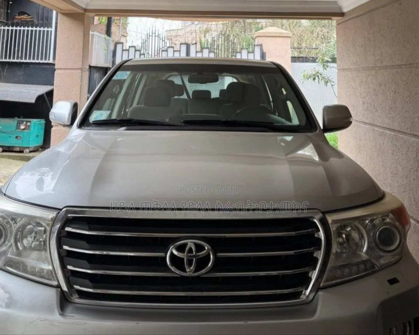 Toyota Land Cruiser 2013 Silver