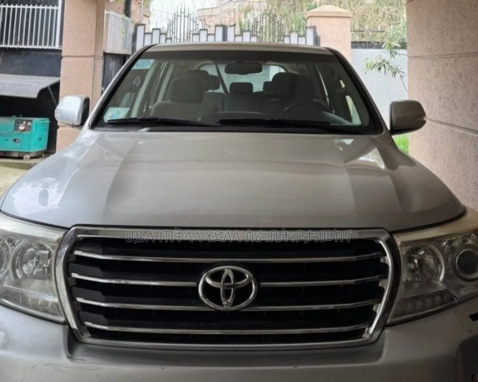 Toyota Land Cruiser 2013 Silver