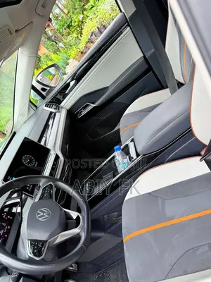 Volkswagen ID.6 2022 Black