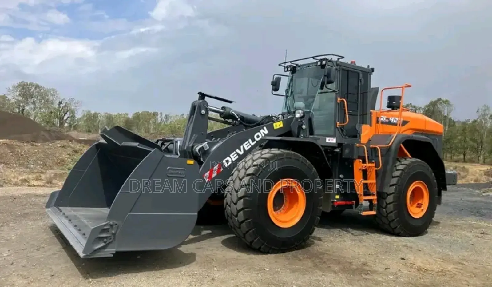 Develon Loader 300n 2025