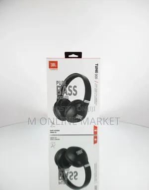 Photo - JBL 900 Level Up: Hear the Difference.