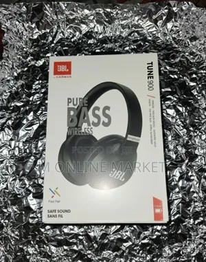 Photo - JBL 900 Level Up: Power to the Player.