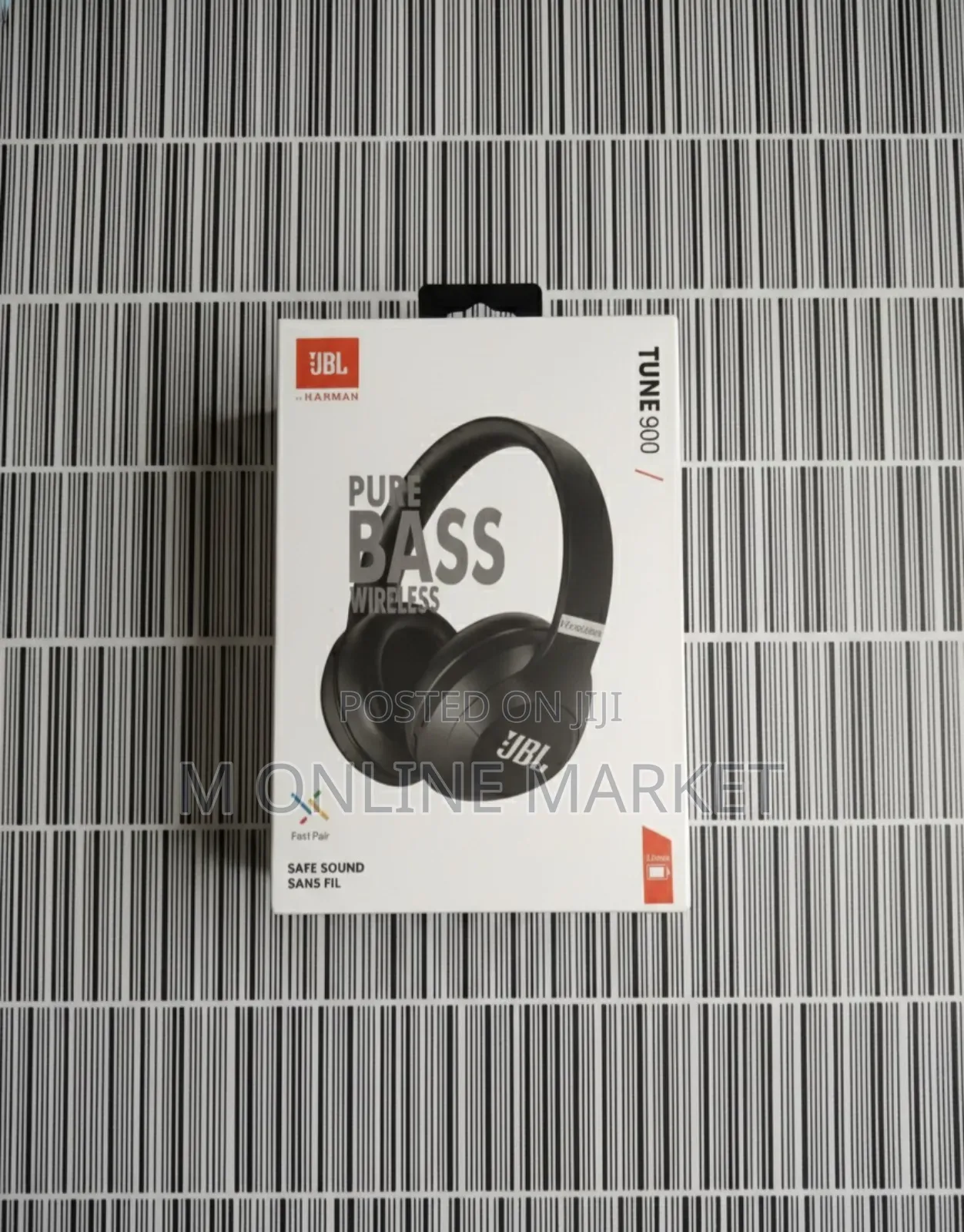 JBL 900 Level Up: Instant Connection.