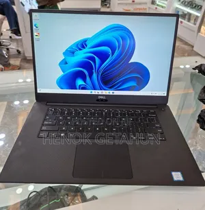 New Laptop Dell Precision 5540 16GB Intel Core I5 SSD 256GB