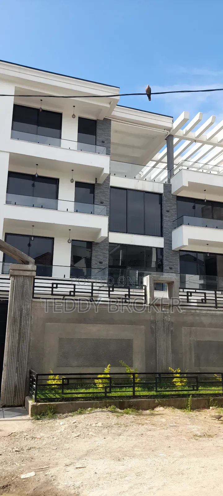 10bdrm House in Haile Garment, Nifas Silk-Lafto for sale