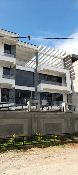 10bdrm House in Haile Garment, Nifas Silk-Lafto for sale