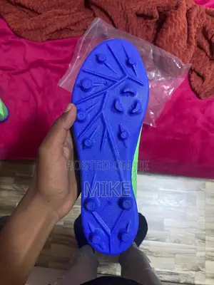 Nike 160 Mg Jr Laces