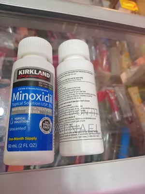 Photo - Minoxidil 5% Ysa