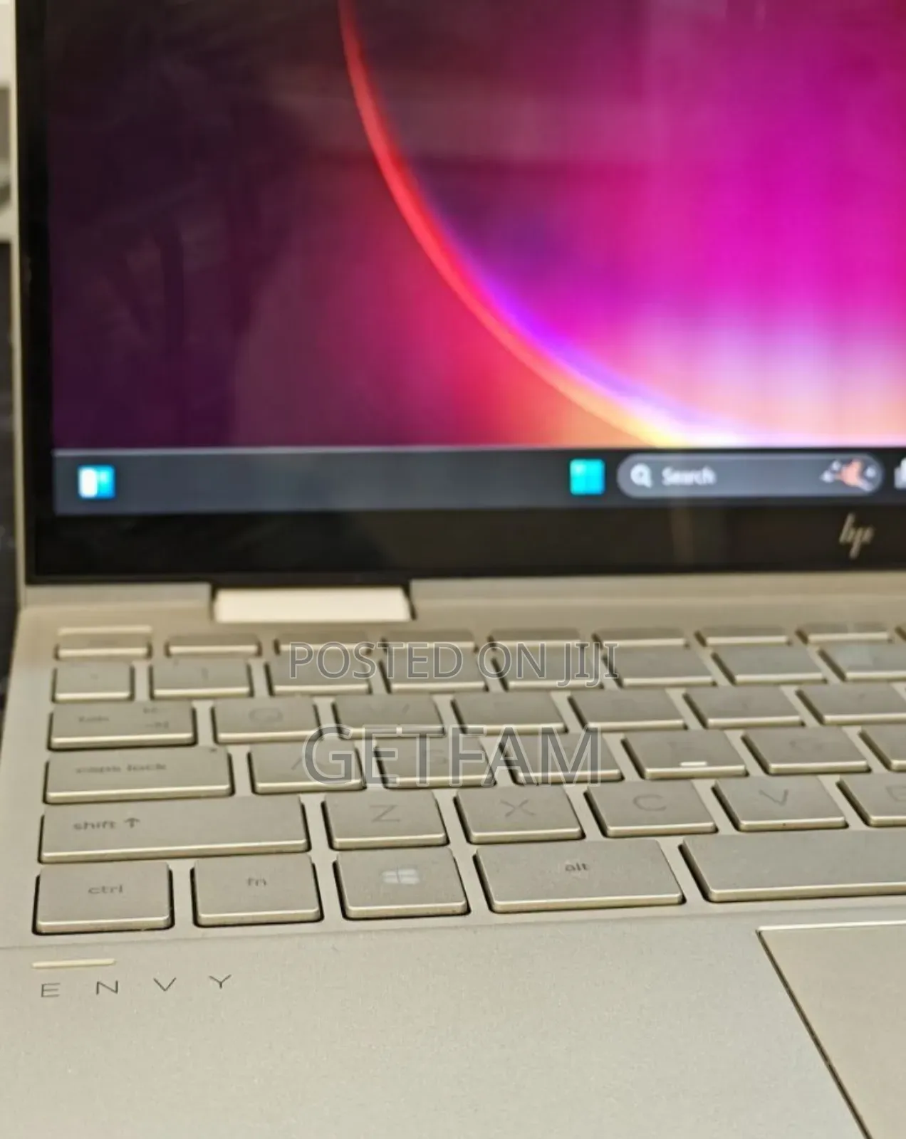 New Laptop HP Envy X360 8GB Intel Core I7 SSD 1T