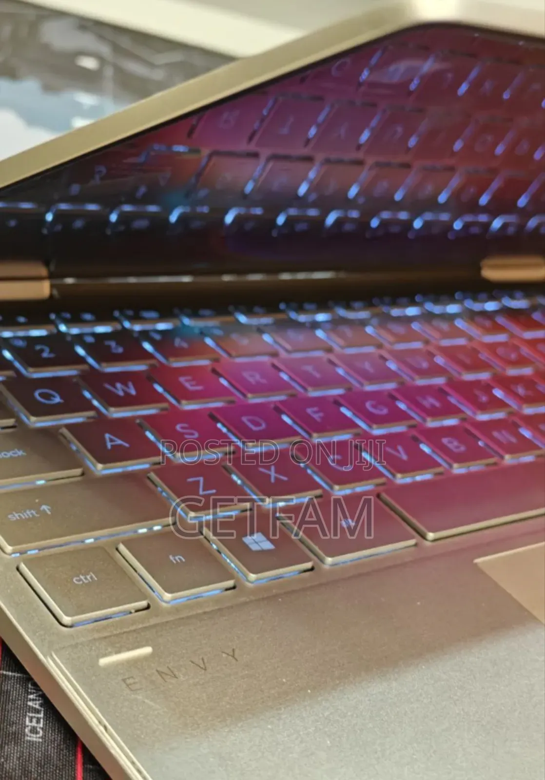 New Laptop HP Envy X360 8GB Intel Core I7 SSD 1T