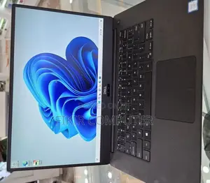 New Laptop Dell Precision 15 5540 16GB Intel Core I5 SSD 256GB