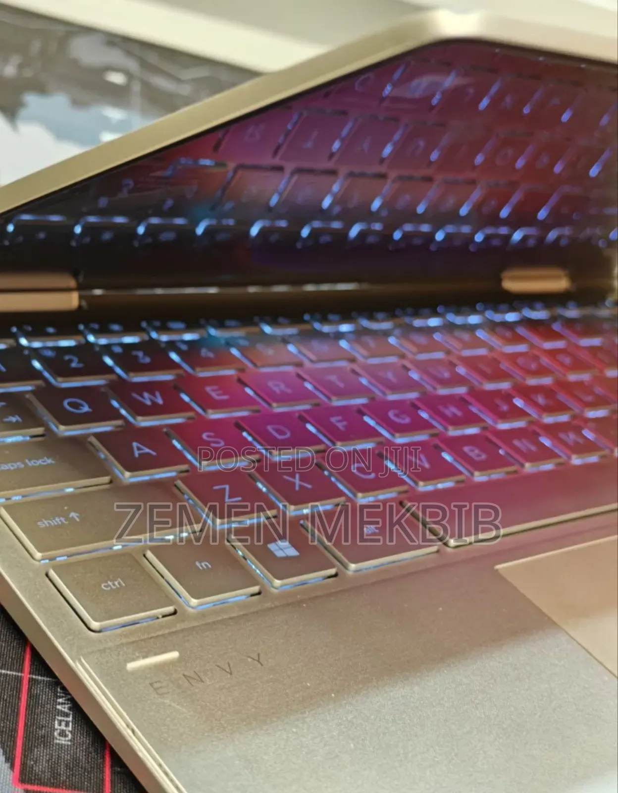 New Laptop HP Envy X360 8GB Intel Core I7 SSD 1T