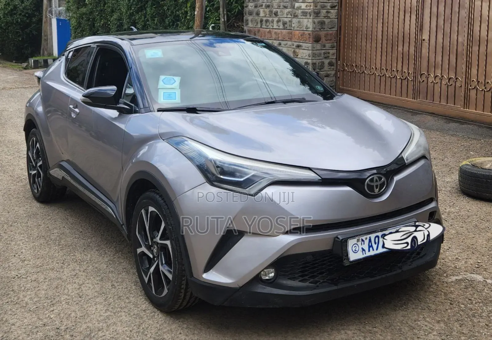 Toyota C-HR 2017 Gray