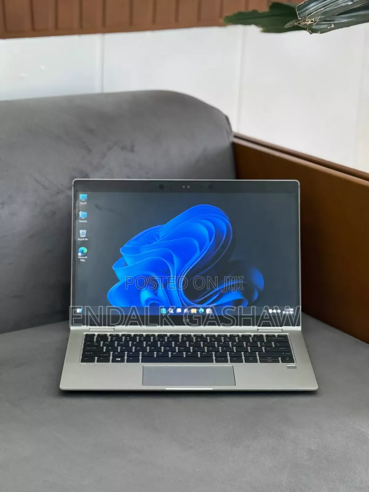 New Laptop HP EliteBook 1030 8GB Intel Core I7 SSD 256GB