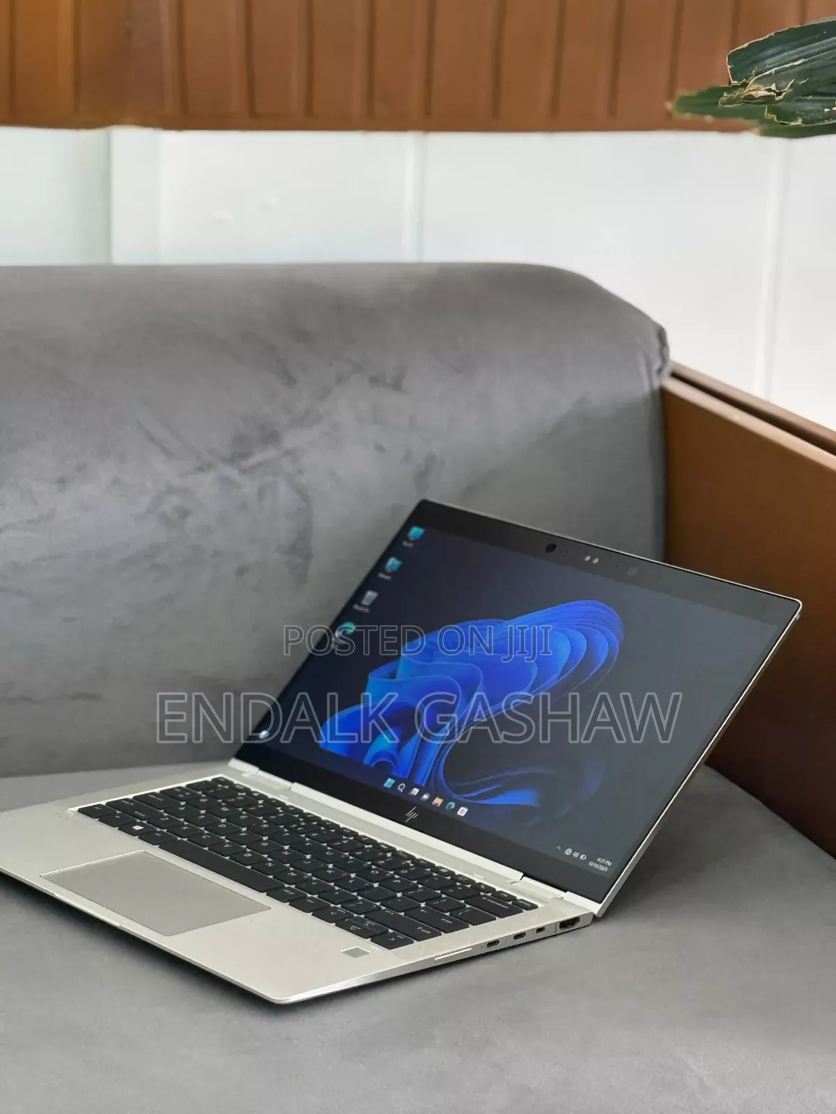 New Laptop HP EliteBook 1030 8GB Intel Core I7 SSD 256GB