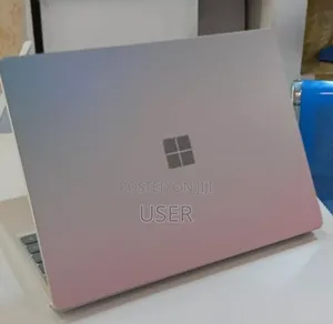 New Laptop Microsoft Surface 8GB Intel Core I5 SSD 128GB