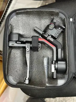 Photo - Dji Rs4 Pro – Professional Camera Stabilizer for Filmmakers