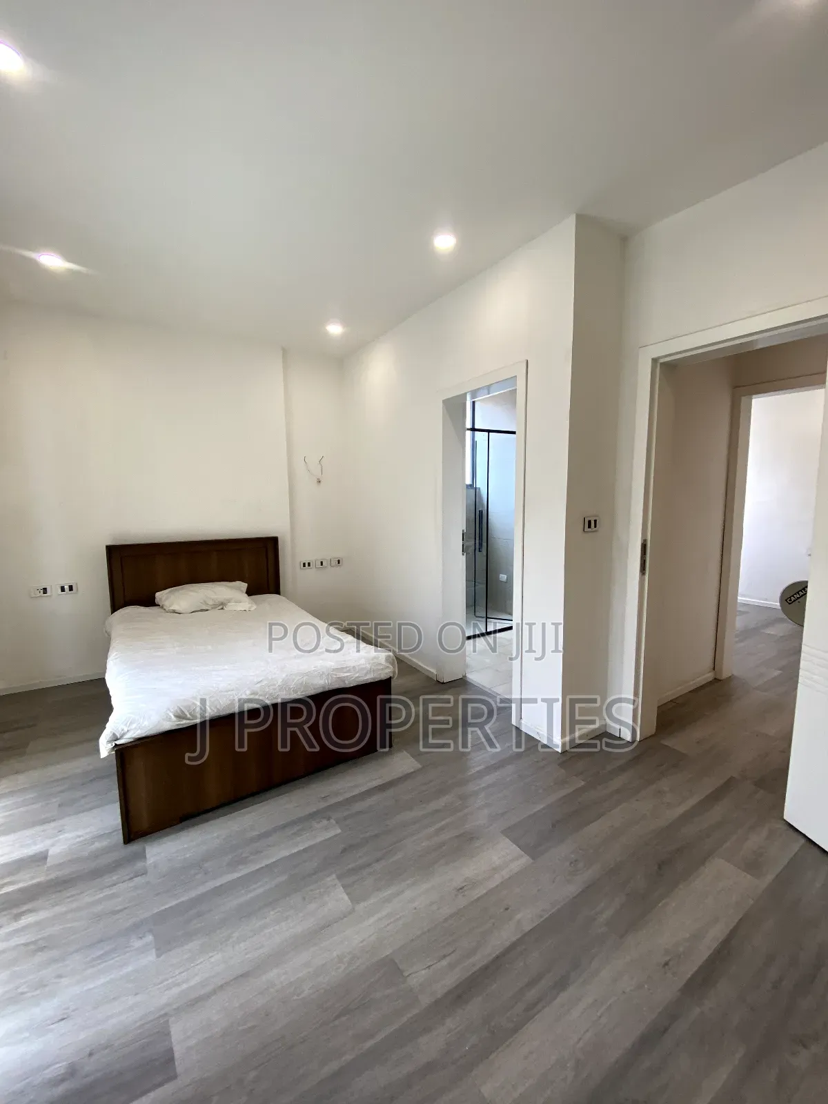 Furnished 3bdrm Apartment in Bole for rent