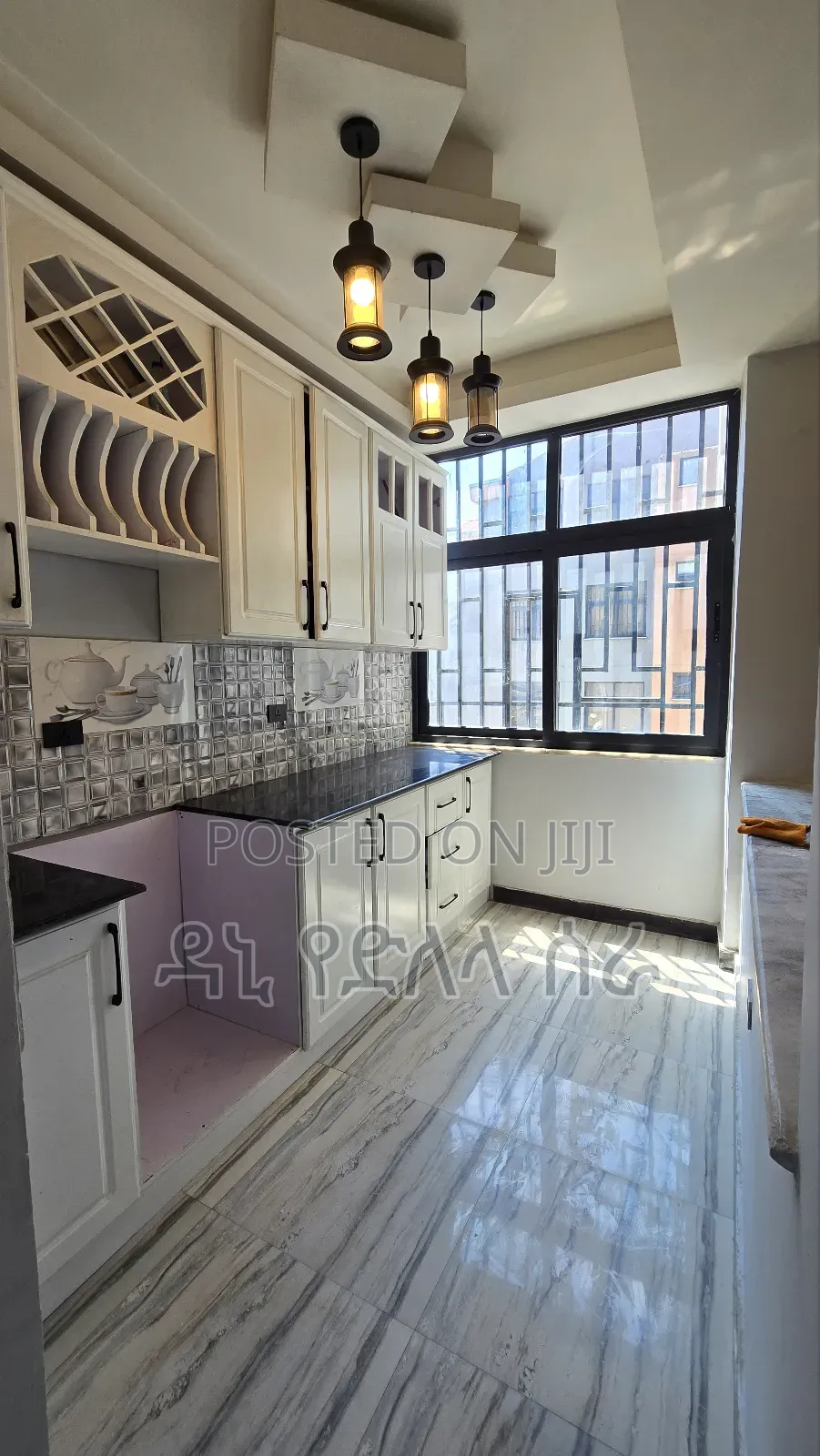 Furnished 3bdrm Condo in አዲስ አበባ, Bole for sale