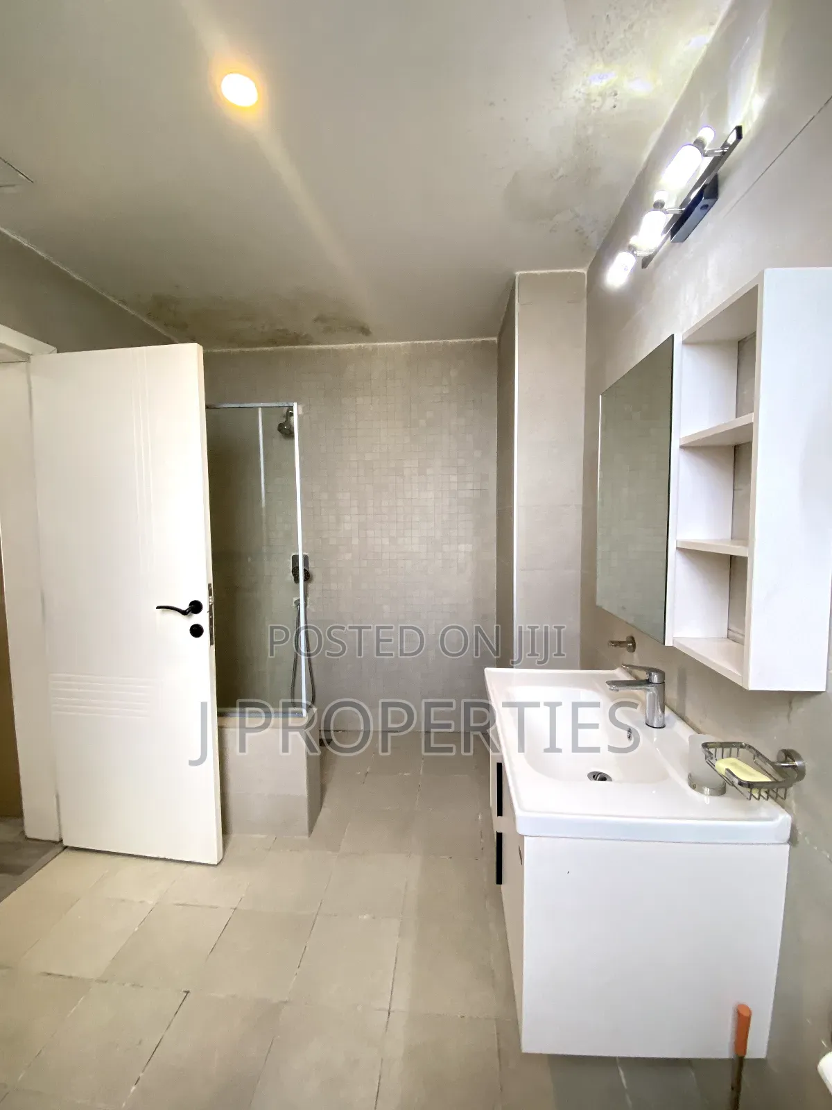 Furnished 2bdrm Apartment in Bole for rent