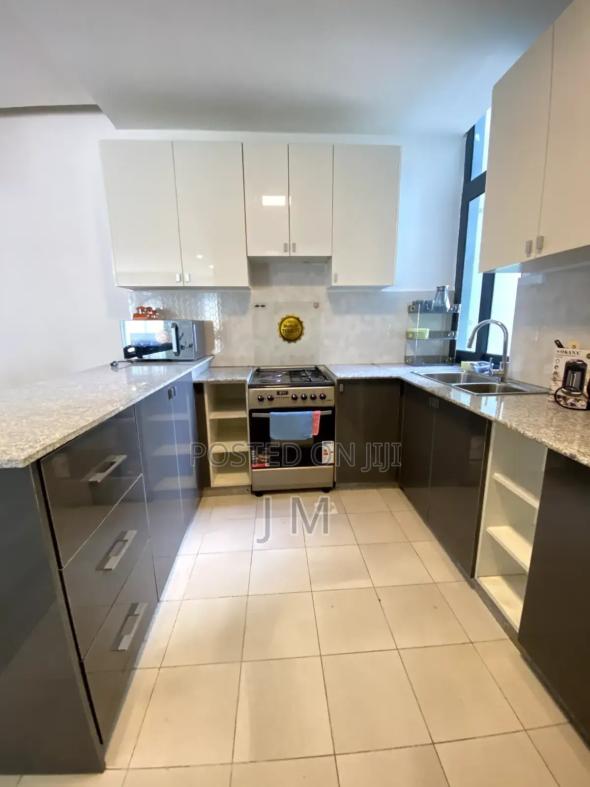 Furnished 2bdrm Apartment in Bole for rent