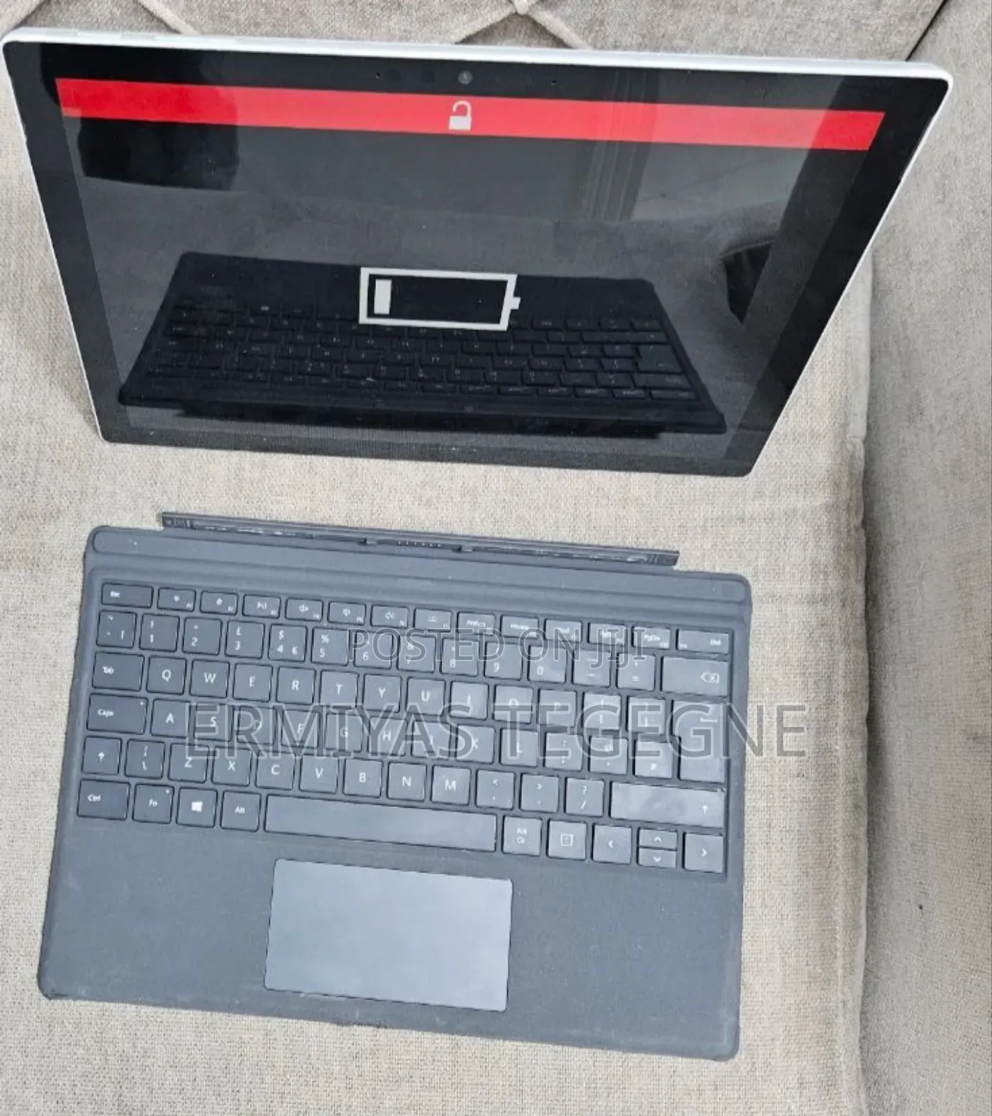 New Laptop Microsoft Surface 8GB Intel Core I7 SSD 256GB