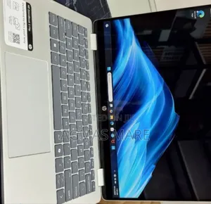 New Laptop HP OmniBook 5 Flip 16GB Intel Core Ultra 7 SSD 512GB