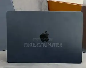 New Laptop Apple MacBook Air 2022 M2 8GB Apple M2 SSD 256GB